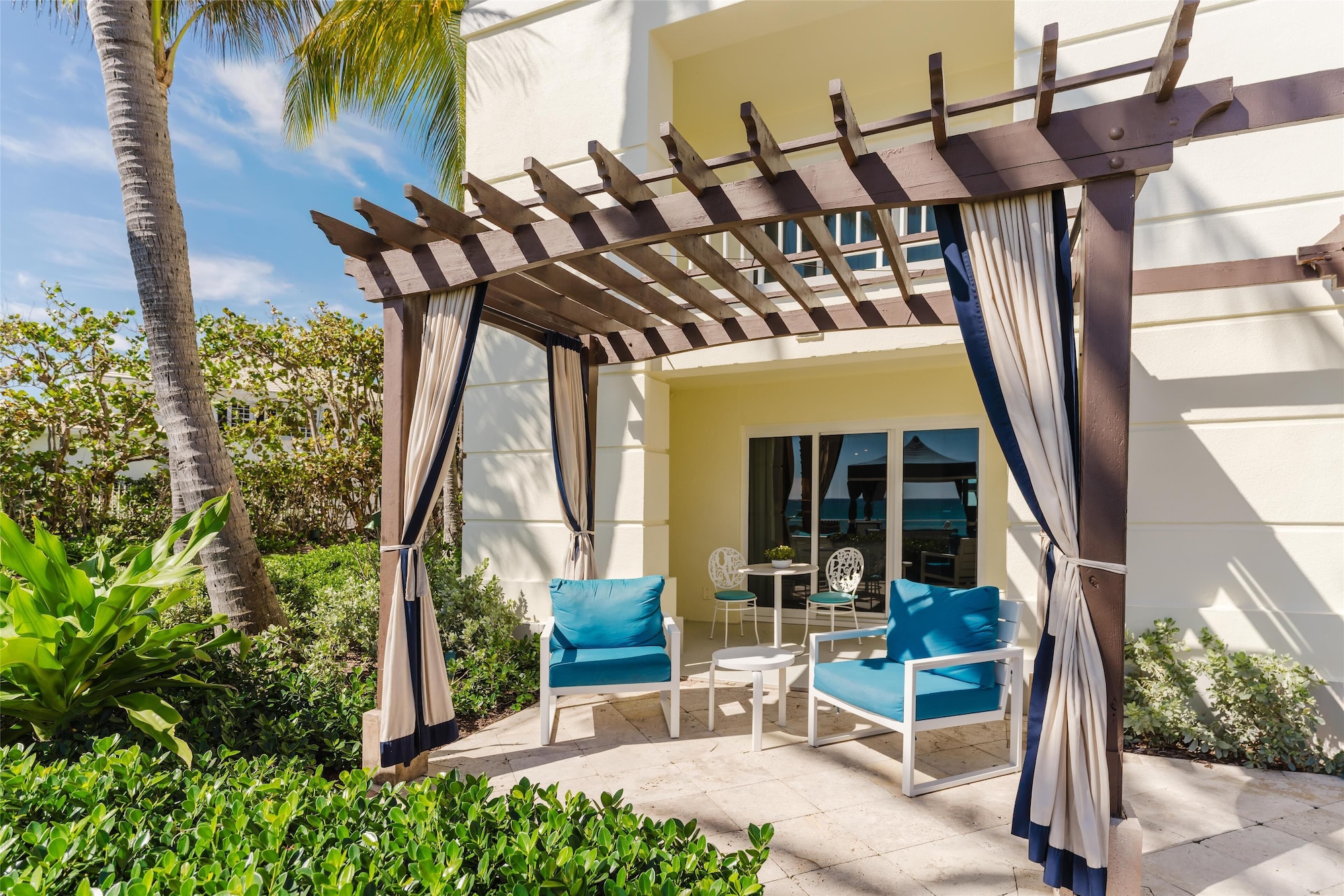 套房，露台，海滨（拉奈）