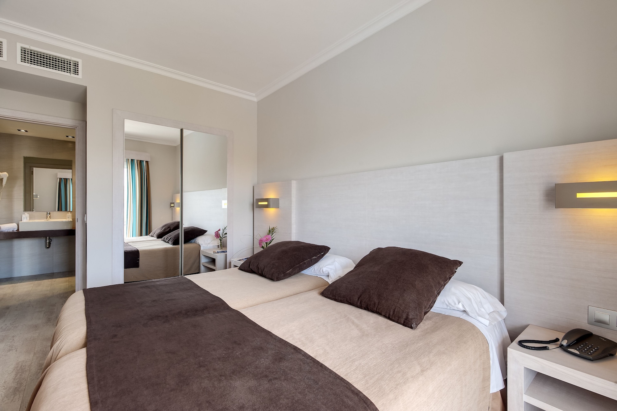 池景一卧室公寓