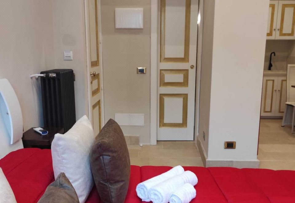 带山景的双人间