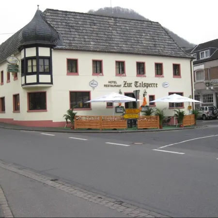 Astoria Hotel Heimbach Отели в г. Хаймбах