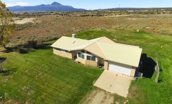 Cortez Retreat with Office and Stunning Mtn Views - Housity