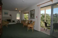 Ojai Retreat & Inn