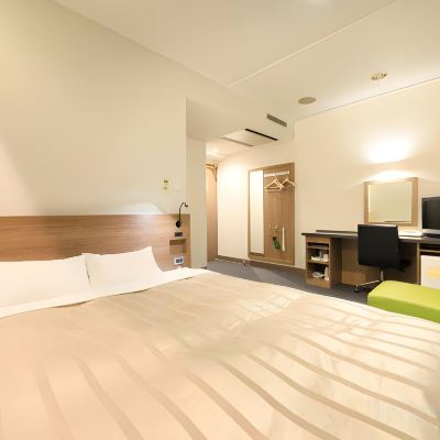 新館ダブルルーム21〜25平米 喫煙 厚木アーバンホテル クーポン