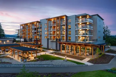 Naturally Pacific Resort Hotele w: 