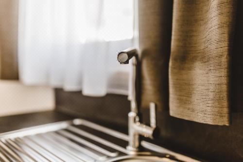 带梳化床的一卧室公寓-1