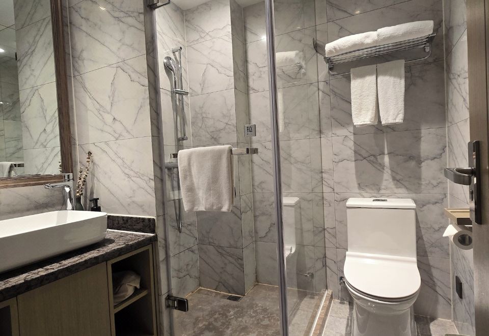 Byland Star Hotel (Yiwu International Trade City)Deluxe King Room (Queen Bed)