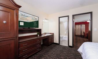 MCM Elegante Suites Abilene - Housity
