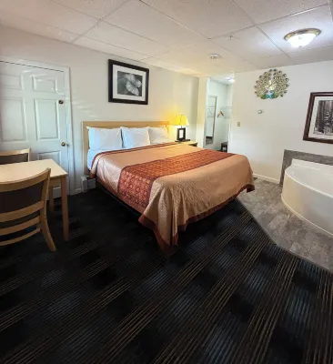 Colonial Motel