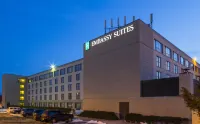 Embassy Suites by Hilton Piscataway Somerset Hotel a 