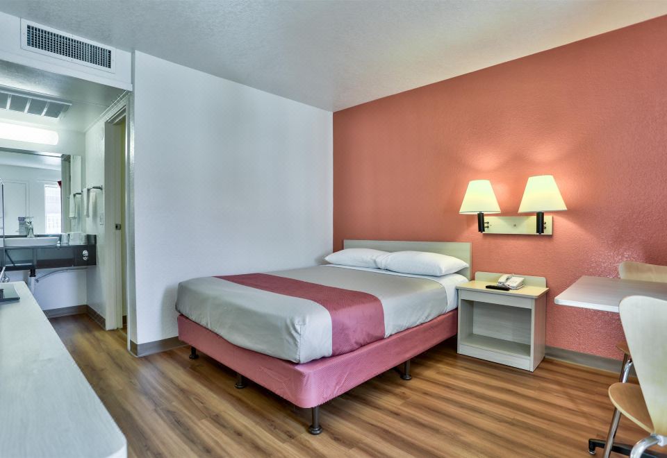 Motel 6-Flagstaff, AZ - Butler - Housity
