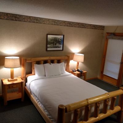 Room, 1 Queen Bed, Accessible (Lodge)