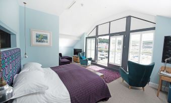 Harbourmaster Hotel