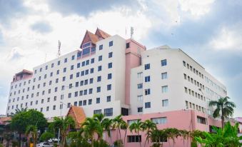 Songphanburi Hotel