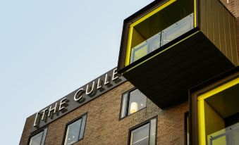 The Cullen Melbourne - Art Series - Housity