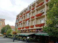 โรงแรม Kapos โรงแรมใน