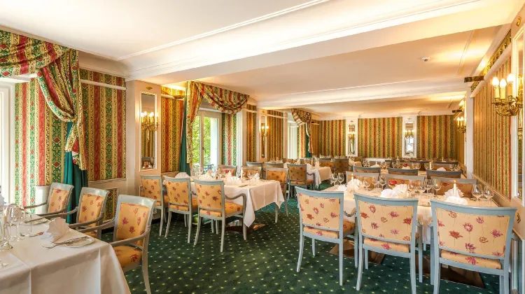 Hotel Monopol Luzern 食事・レストラン