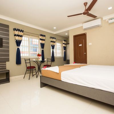 Air Conditioner Double Bed Room Hotel Temple Gate Promo Code