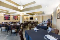 The Oaks Hotel & Suites
