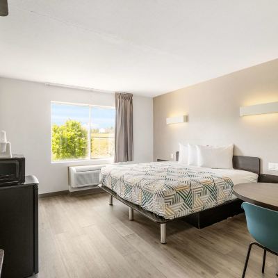 King Room - Smoking Motel 6-Augusta, GA Promo Code