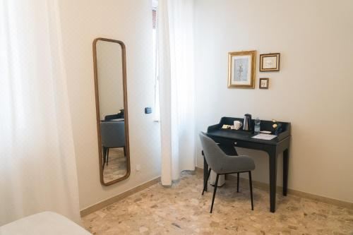 双人房（带公共浴室）