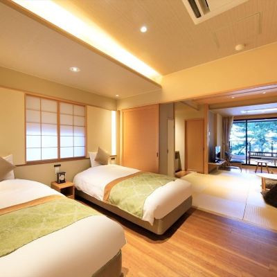 和洋式オーシャンビュールーム(浴室) 浜辺の料理宿 宝来館 クーポン