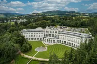 Powerscourt Hotel, Autograph Collection Hotels in 