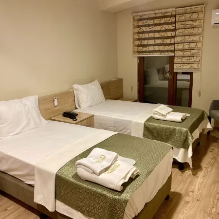 Grand Life Hotel Отели в г. Чорлу