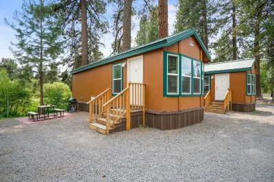 Crater Lake Resort Hotel di 