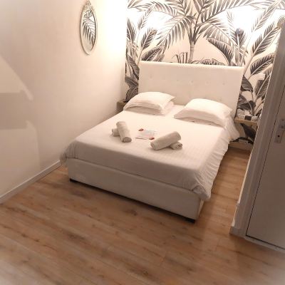 Junior Room, Non Smoking, Hot Tub Hotel les Jardins de Bormes Promo Code