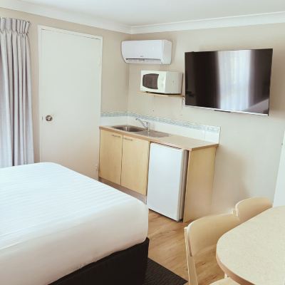 Cozy Queen Room Yamba Sun Motel Promo Code