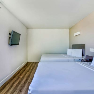 2 Queen Beds | Smoking, Micfridge Motel 6 Hesperia, CA - West Main Street I-15 Promo Code