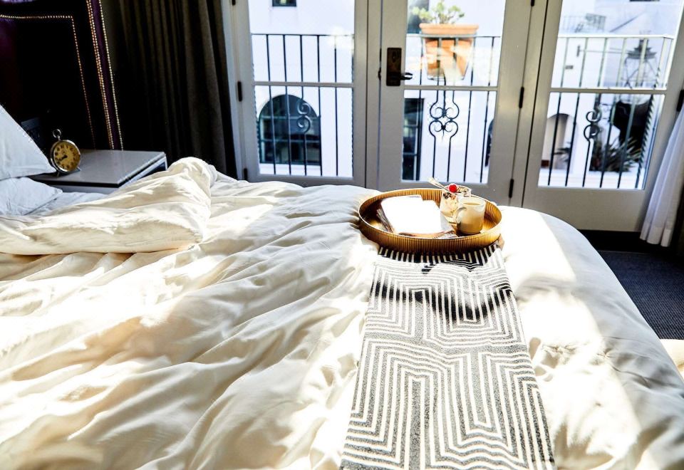 房间，1张特大床（塞维利亚）