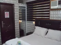 Elite Poolbar & Lodge Отели в г. 