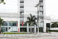 Ramada by Wyndham Campos Dos Goytacazes Hotel & Suites Hotele w: 