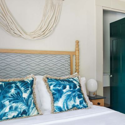 Meeting House Petite King Faraway Nantucket Promo Code