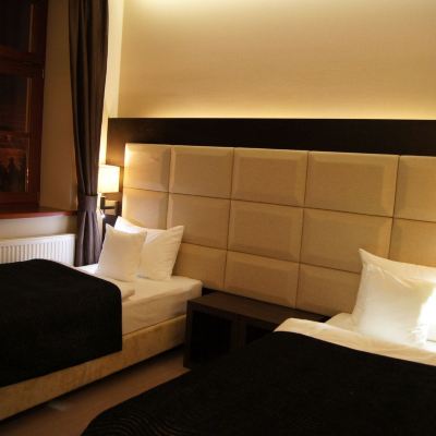 Twin Room Arte Promo Code