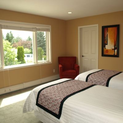 Suite, 1 King Bed or 2 Twin Beds, Non Smoking, Garden View A View of The Lake Bed & Breakfast Promo Code