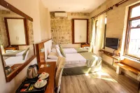Tuğhan Hotel