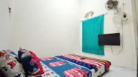 West Surabaya Homey Hotels in Sambikerep