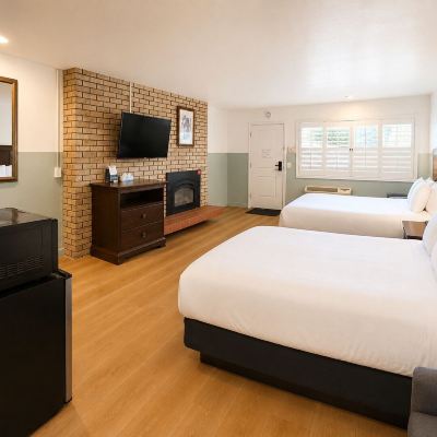 Two Queen Room Stargazer Inn and Suites Promo Code