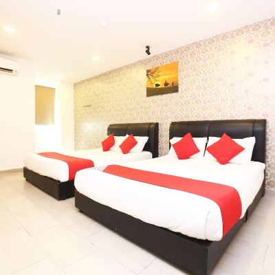 Suite Keluarga Kupon OYO 718 MR J Hotel Wakaf Che Yeh 1