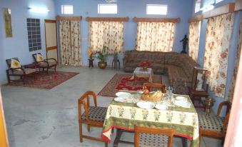 Janpath Guest House