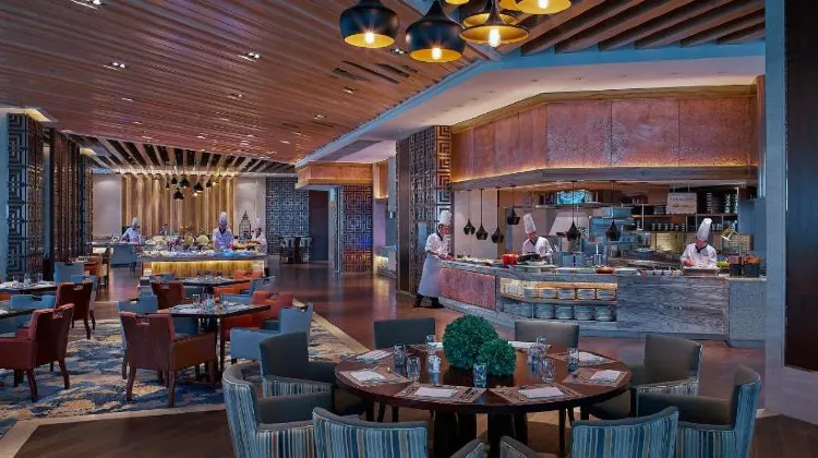 シャングリラ ホテル ウランバートル 食事・レストラン