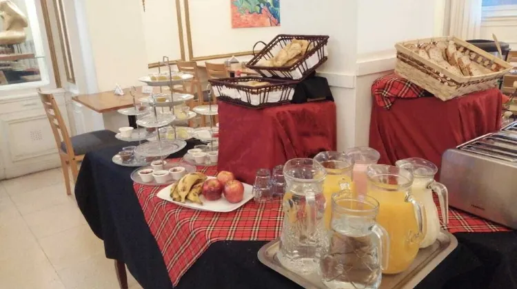 Hotel Lyon by MH 食事・レストラン