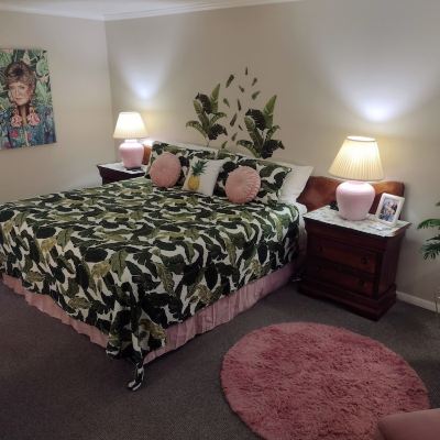 Signature Room, 1 King Bed, Mountain View