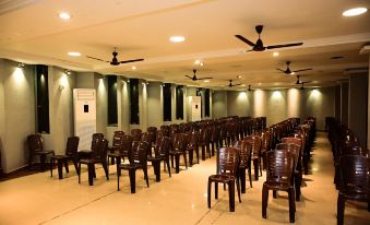 Hotel Parth Residency