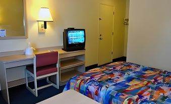 Motel 6 Springfield or  Eugene North