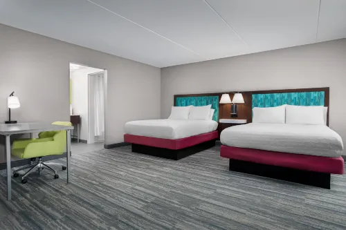 Hampton Inn & Suites ATL-Six Flags