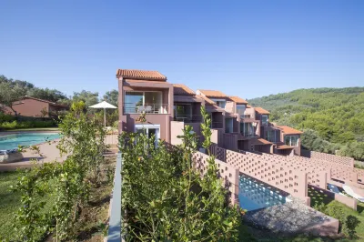 Amandola Villas Hotels in 