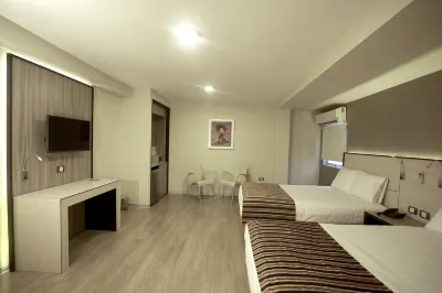 Victoria Regia Hotel Отели в г. 